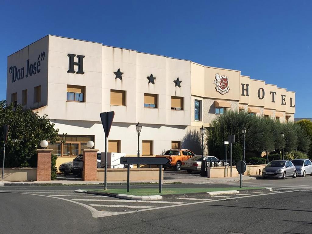 Hospedium Hotel Don Jose 카스타야 외부 사진